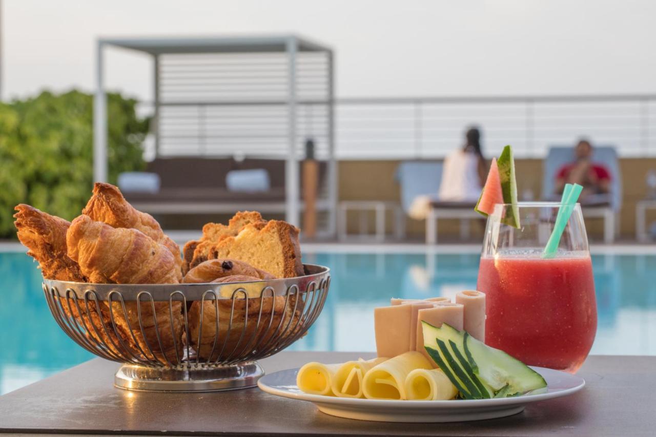Epic Sana Luanda Hotel Kültér fotó